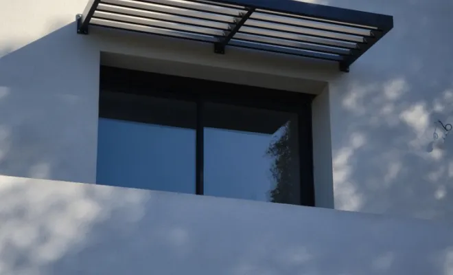 Pose d'un brise soleil aluminium, Saint Raphaël, Aludefservice