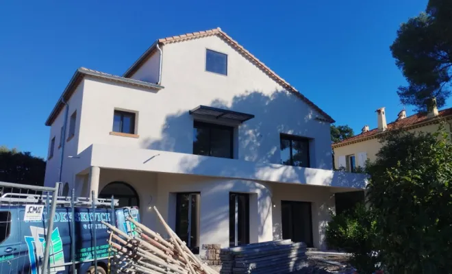 Pose d'un brise soleil aluminium, Saint Raphaël, Aludefservice